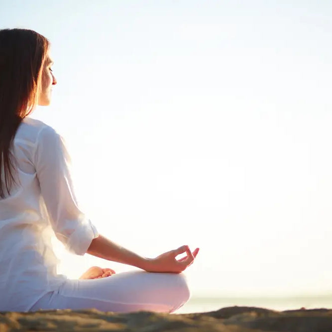 Infographic showing how to meditate with steps and meditation types